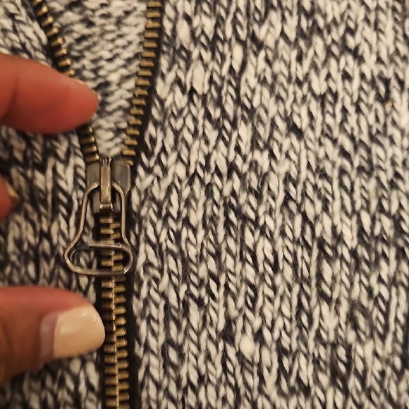 VINTAGE Trussardi Knit Zipper Up - Picture 4 of 7